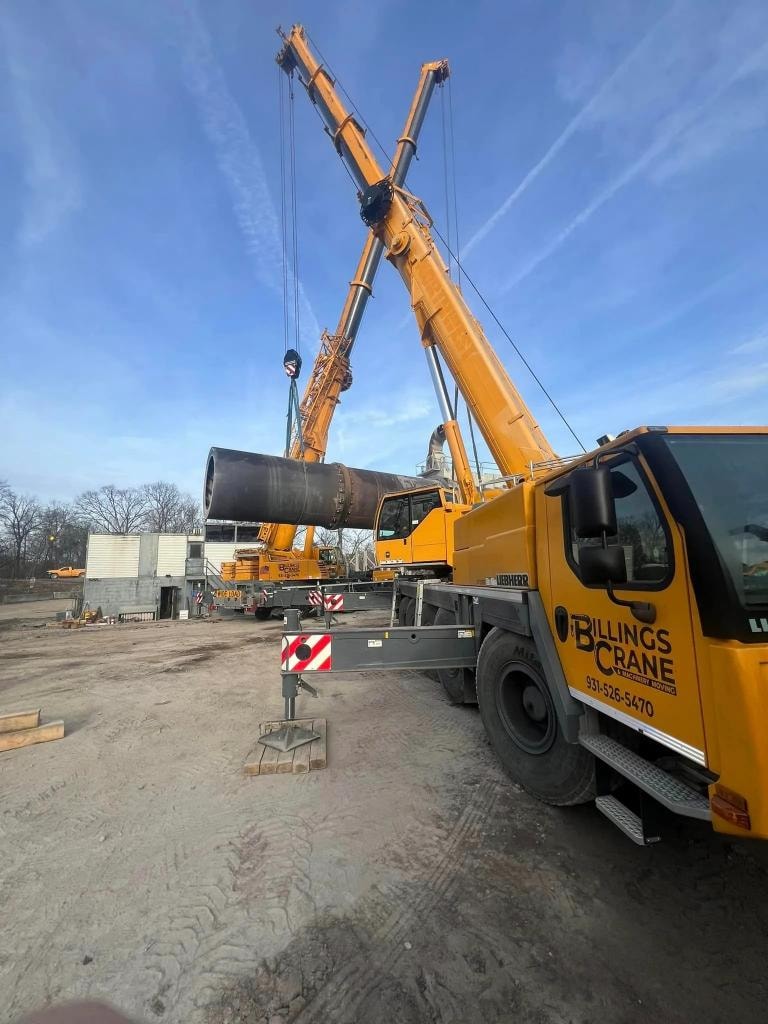 Billings Crane operating at a job site
